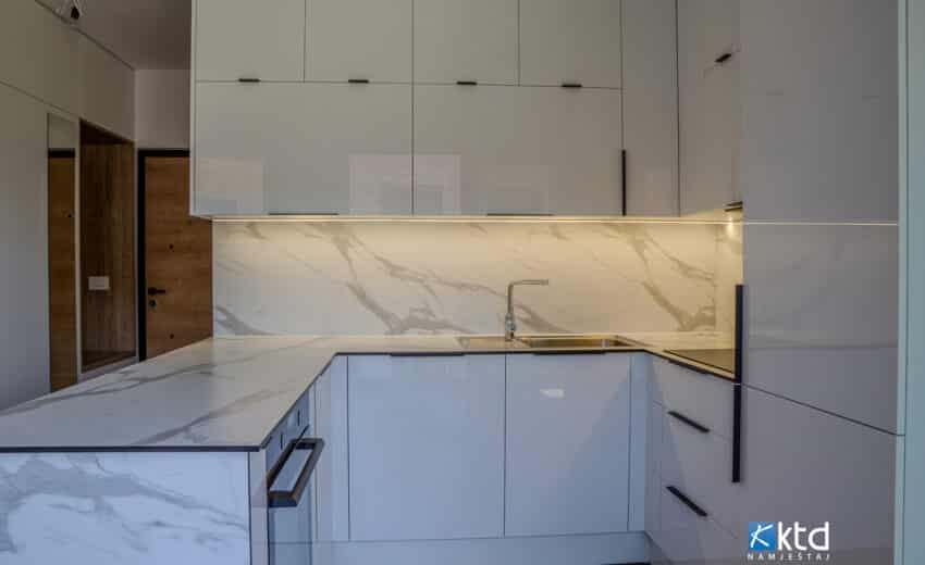 Bijela moderna kuhinja MDF - KTD namještaj