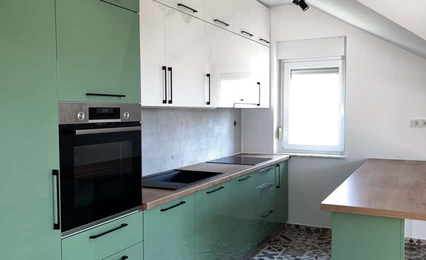 Moderna kuhinja u zelenim tonovima - KTD namještaj