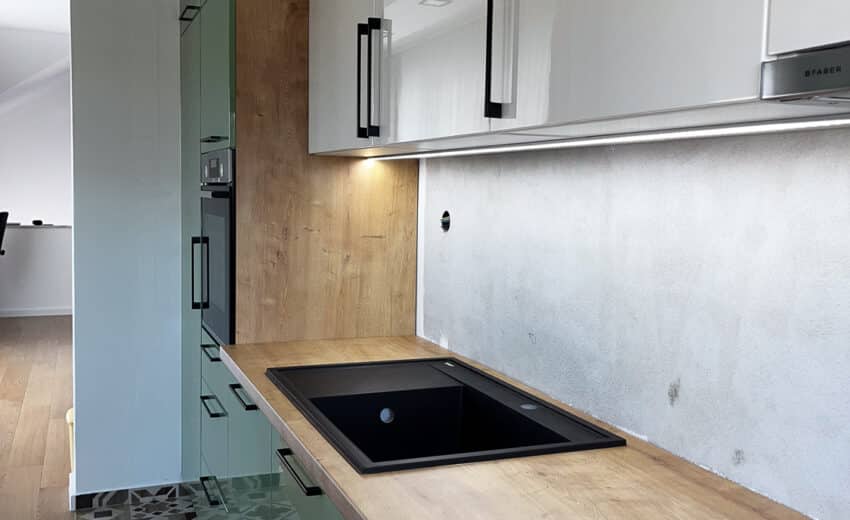 Kuhinja s LED rasvjetom zelena - KTD namještaj